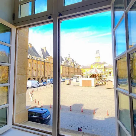 Grand 130m2 Vue Place Ducale Apartment Charleville-Mezieres