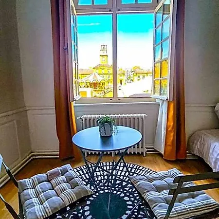 Grand 130m2 Vue Place Ducale شقة *