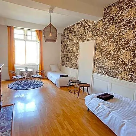 Grand 130m2 Vue Place Ducale شقة
